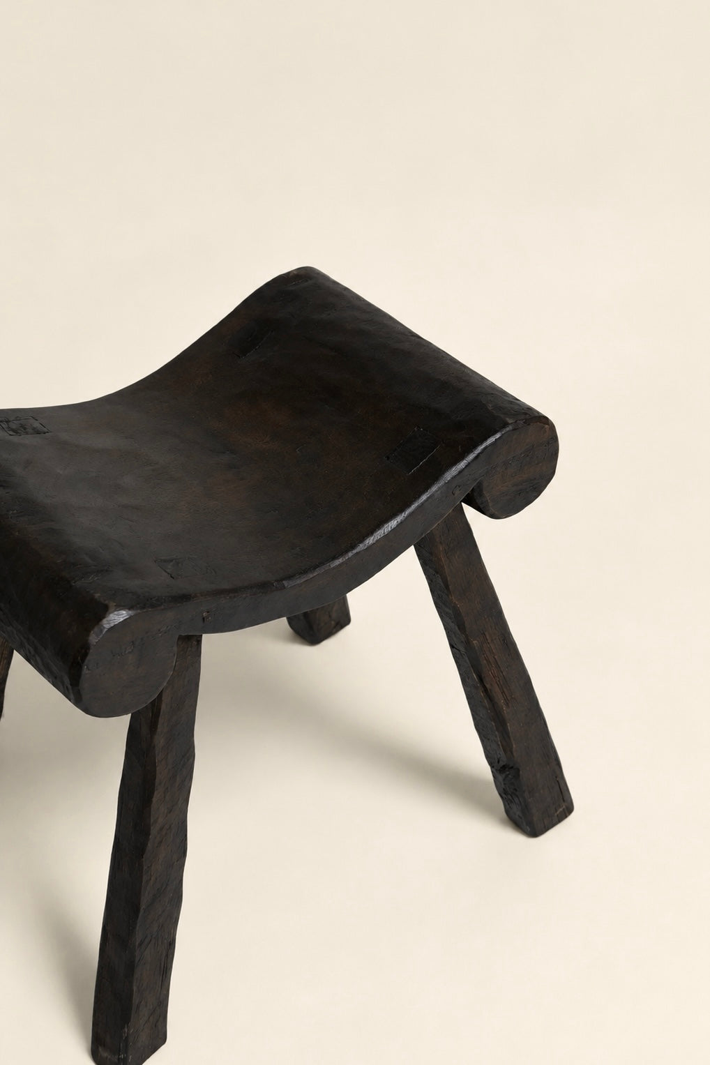 Une Stool in Coffee