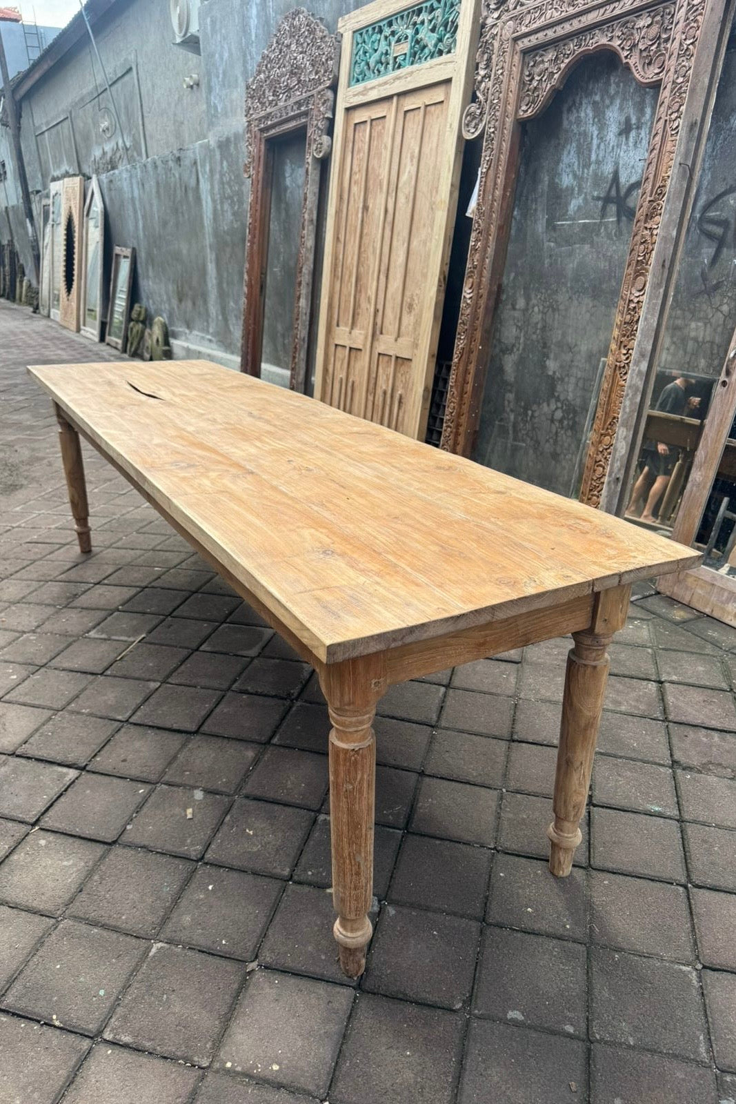 Theodore Farmhouse Table