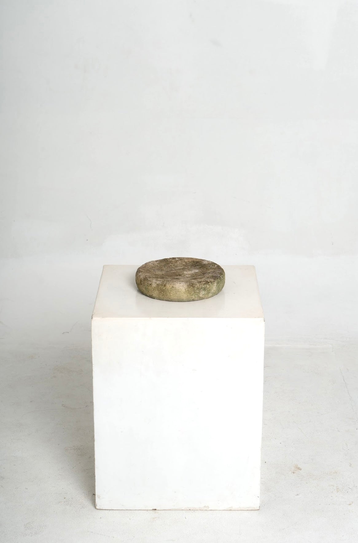 Lumina Limestone Plate