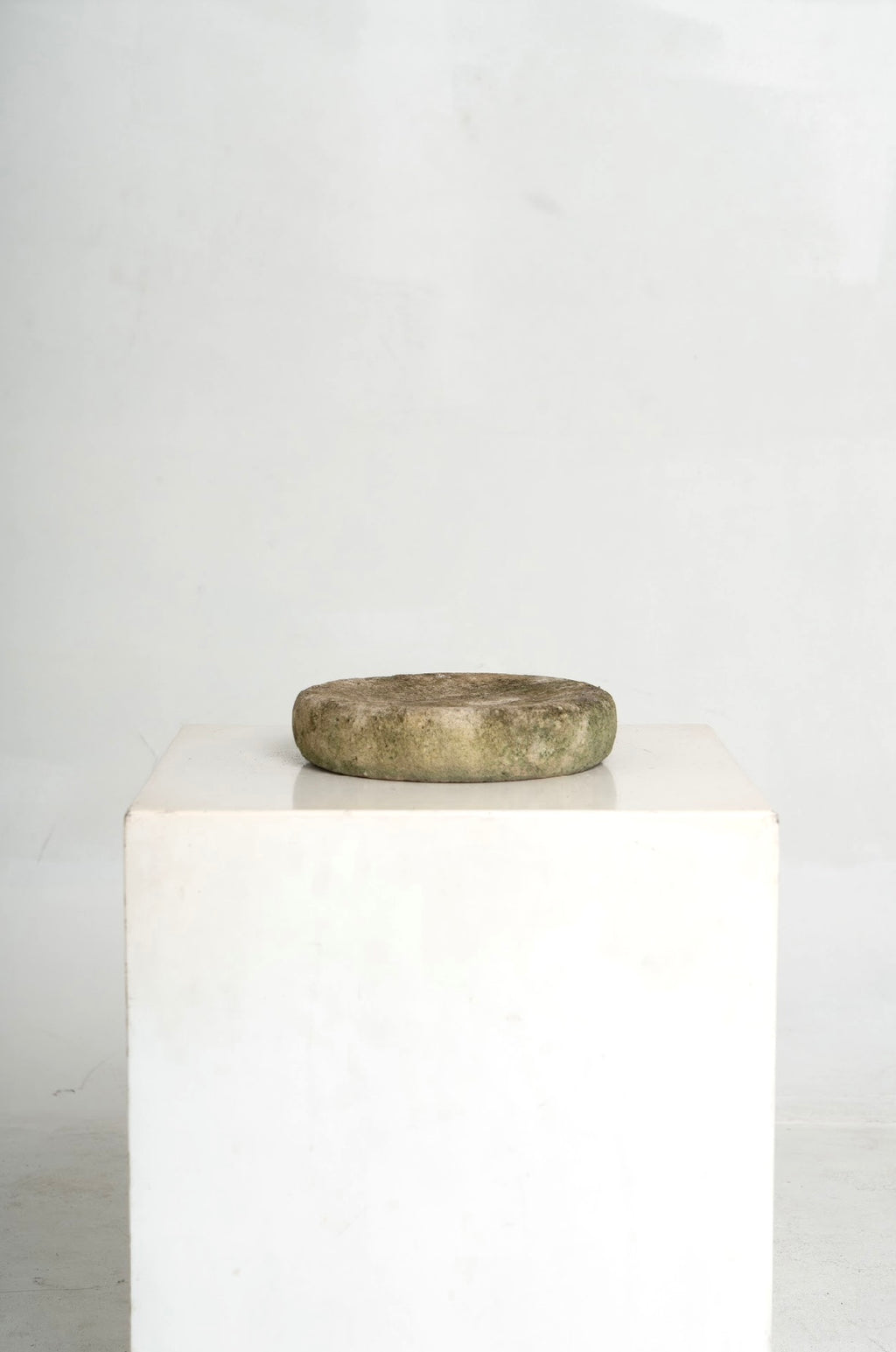 Lumina Limestone Plate