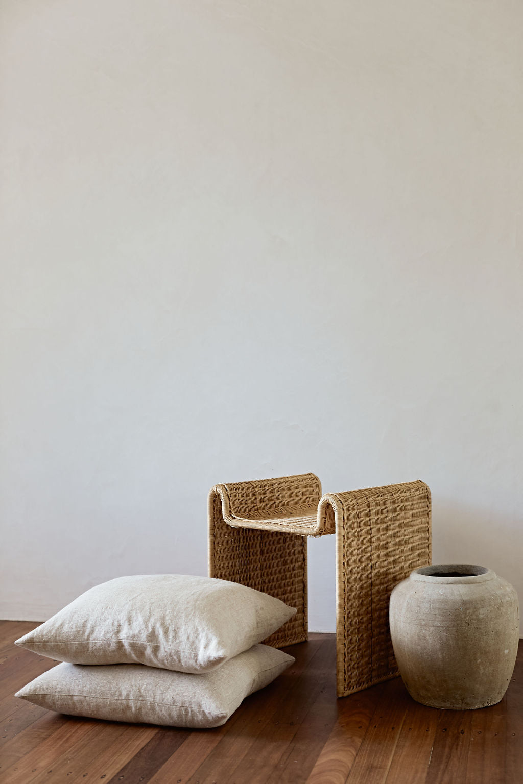 Èabha Woven Table