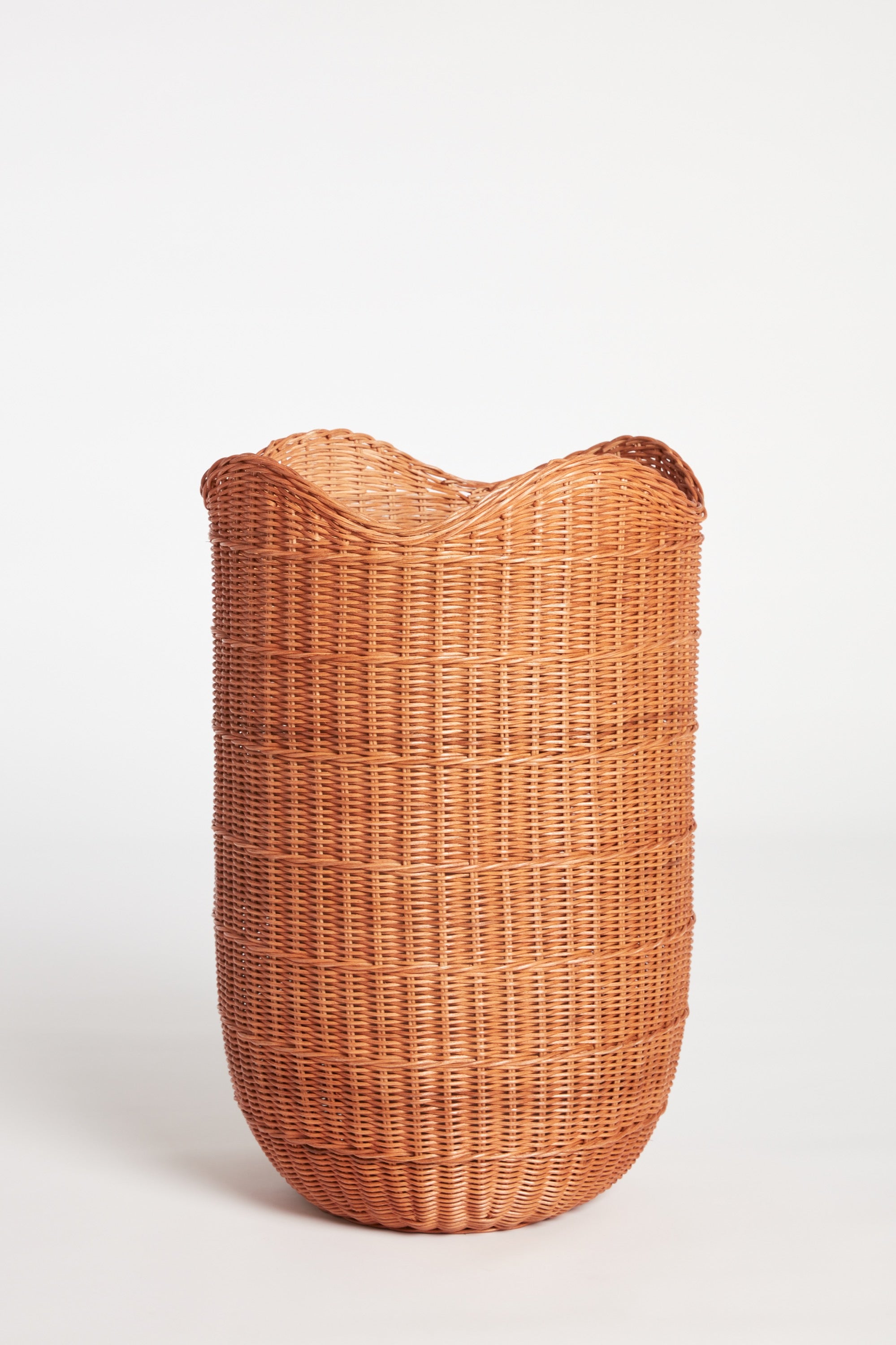 The Wave Basket in Tan