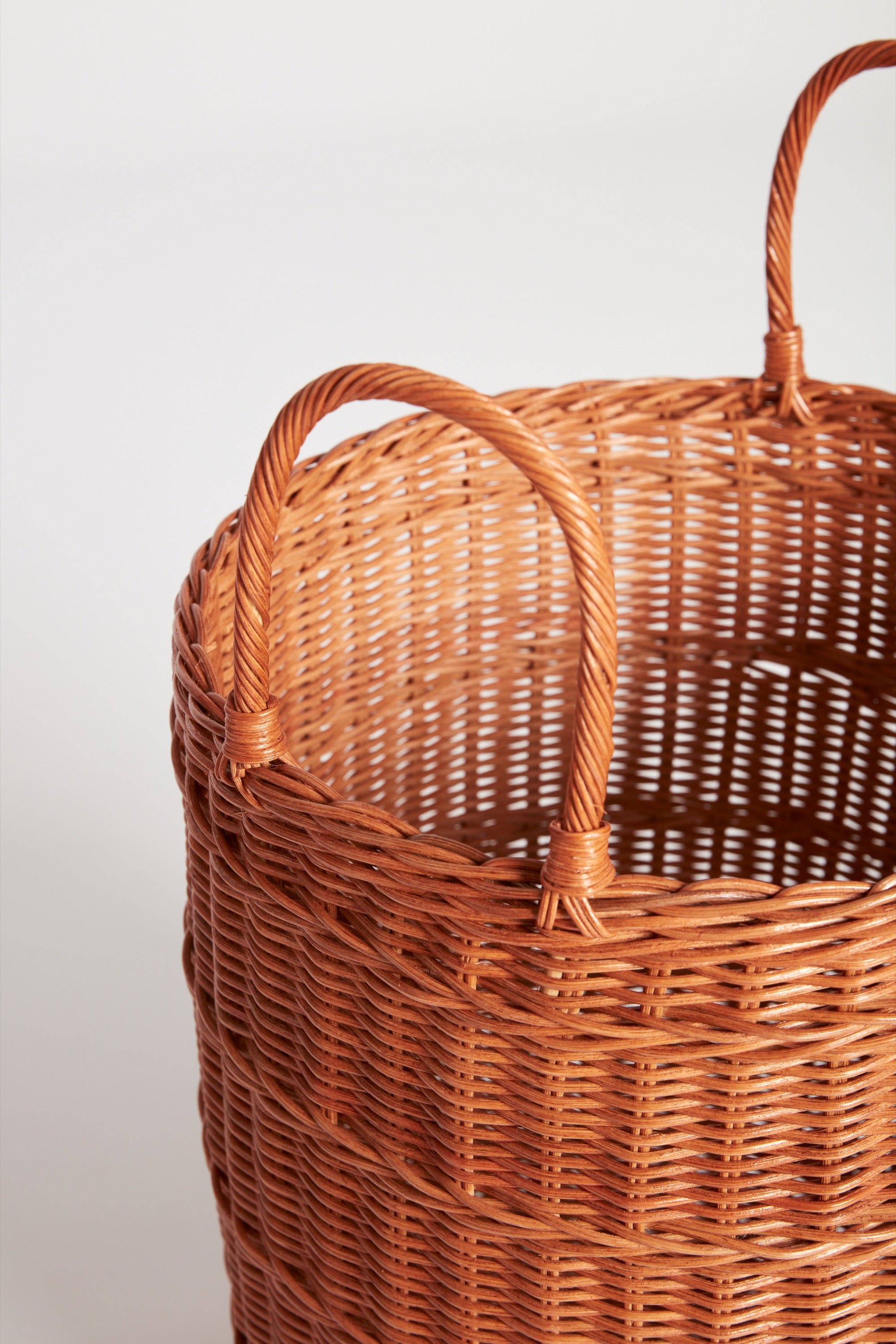 The Field Basket in Tan