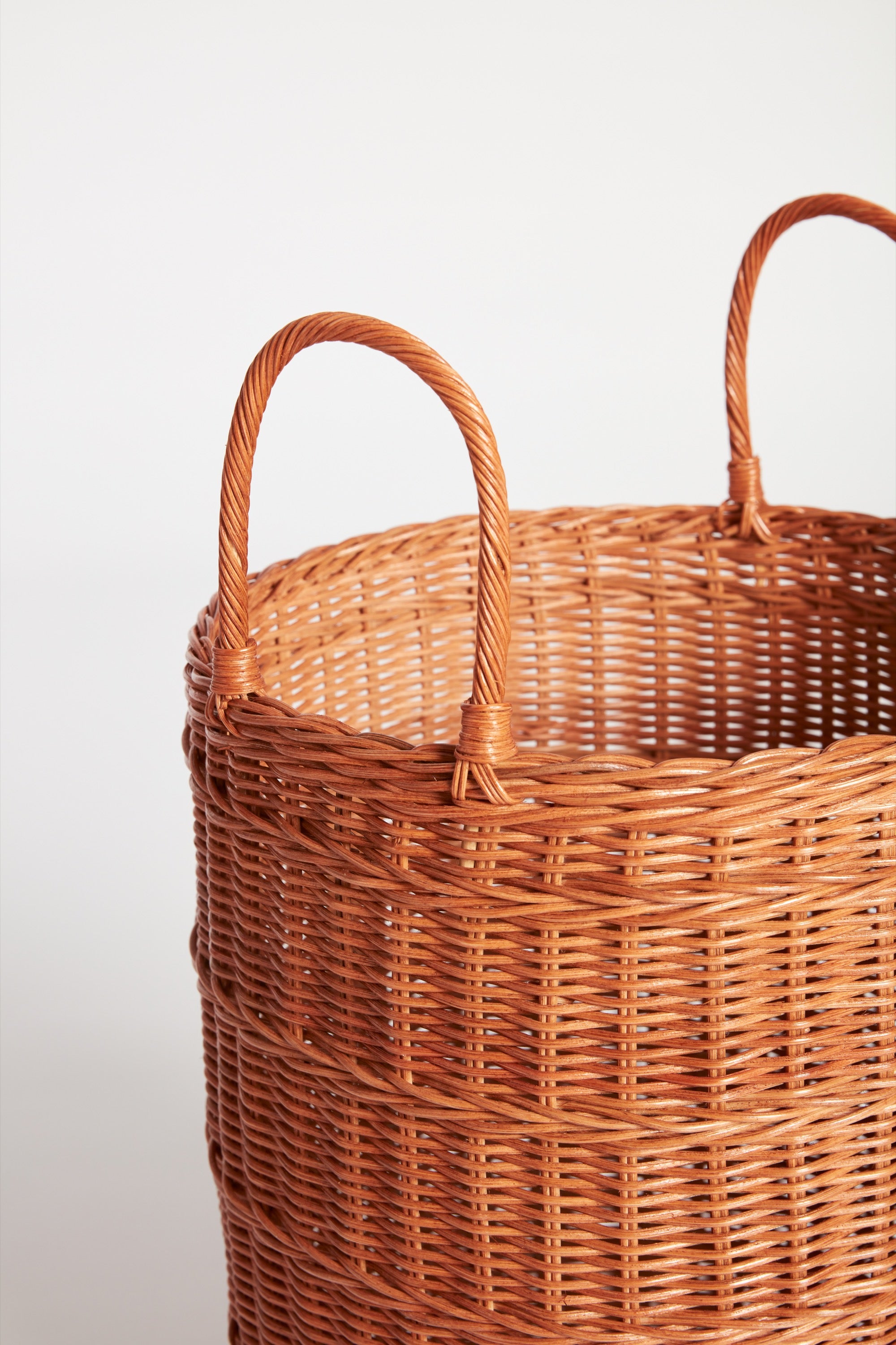 The Field Basket in Tan