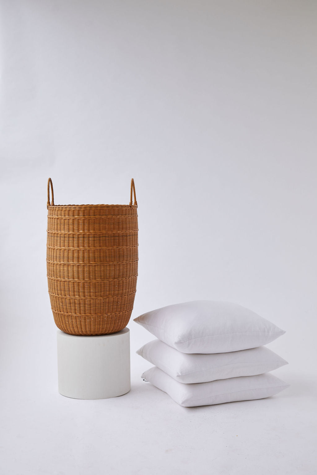 The Field Basket in Tan